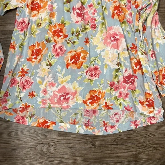 J. Jill Open Shoulder Light Blue Floral Blouse Like New - Picture 5 of 8